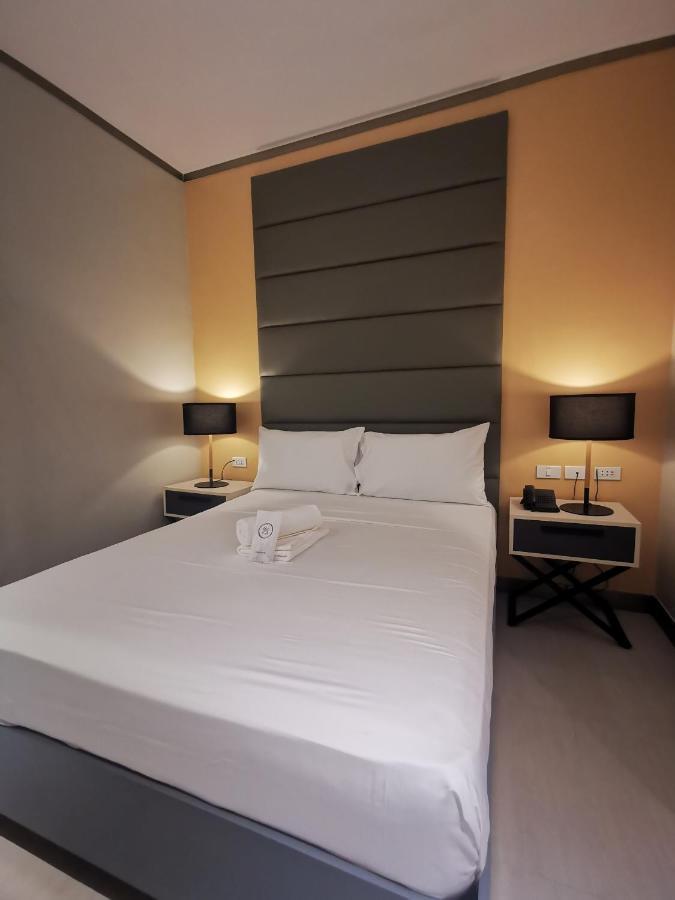Yes Hotel Pandi Bulacan Extérieur photo