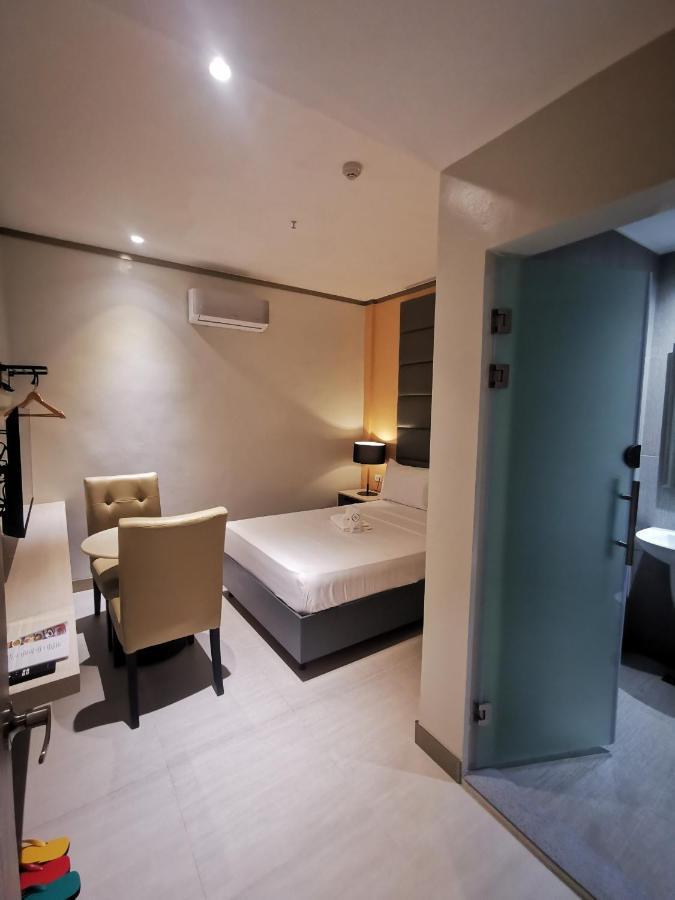Yes Hotel Pandi Bulacan Extérieur photo